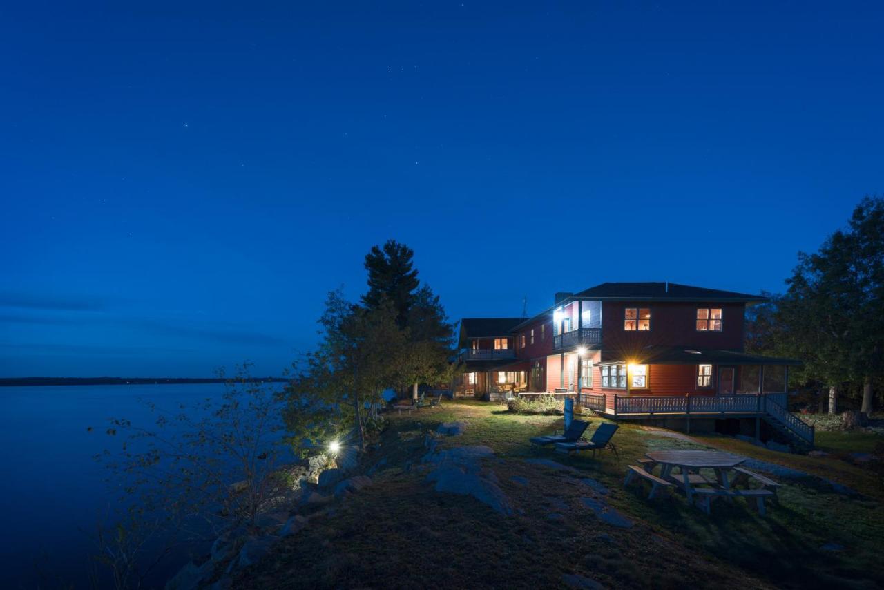 Whiskey River Cottages Formerly Seaway Slips Клейтон Екстер'єр фото