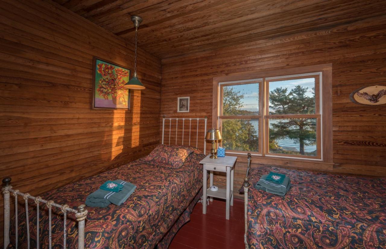 Whiskey River Cottages Formerly Seaway Slips Клейтон Екстер'єр фото