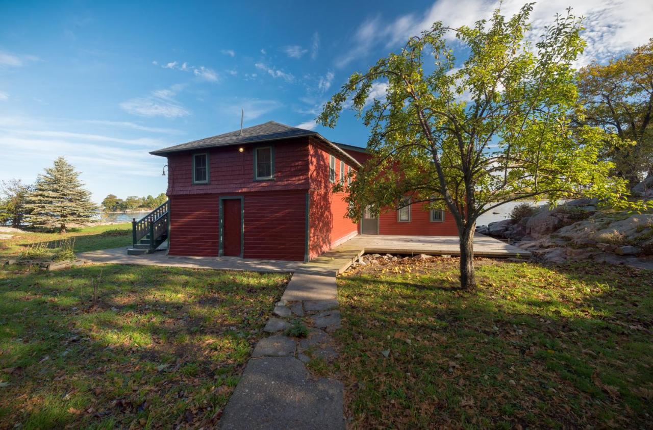 Whiskey River Cottages Formerly Seaway Slips Клейтон Екстер'єр фото