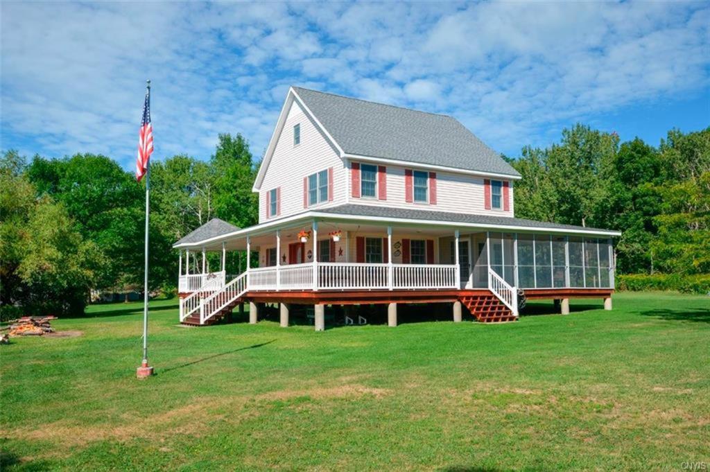 Whiskey River Cottages Formerly Seaway Slips Клейтон Екстер'єр фото